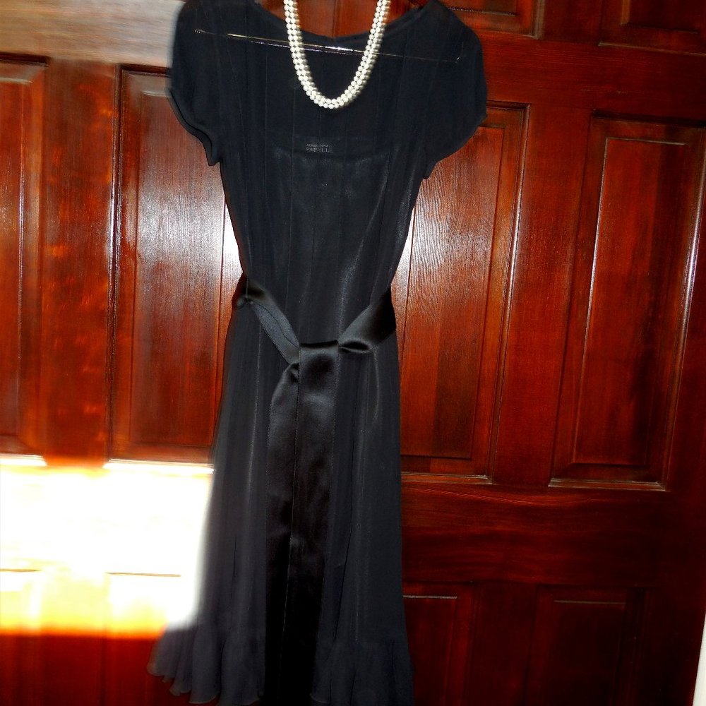 Adrianna Papell  "Old Money Style"  Cocktail Evening Dress